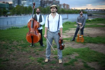 Raúl Márquez, violinista: “El festival Folclore Vivo no mide su éxito en número de personas, es algo más bien emocional”
