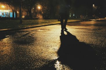 El Espejo de Tinta. Las sombras de la noche, de Víctor Lacambra