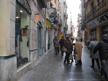 Los trabajadores del comercio turolense tendrán unos incrementos salariales de un 2% en los próximos tres años