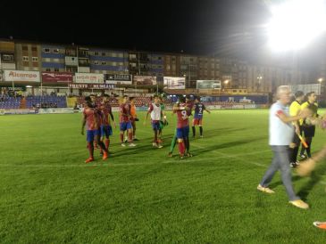 El CD Teruel se lleva la Copa Federación tras imponerse al Atlético Monzón en Pinilla y accede a la fase nacional