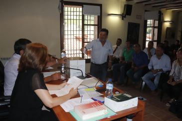 La Comarca de la Sierra de Albarracín recorta las retribuciones por pleno y elimina un vicepresidente