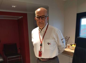 Carmelo Ezpeleta, CEO de Dorna: “Desde el Gobierno de Aragón transmiten el firme compromiso de seguir con el Mundial de MotoGP en el futuro”