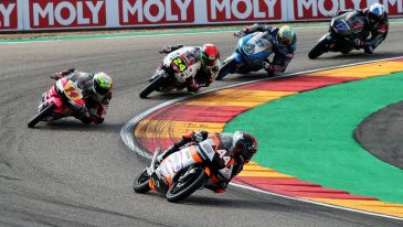 El español Arón Canet vence en el Gran Premio de Aragón de Moto3 en Alcañiz