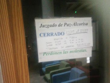 El juzgado de paz de Alcorisa solo puede abrir tres horas esta semana por falta de personal