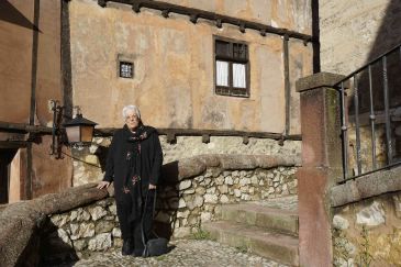 Toti Martínez de Lezea, escritora: “La novela histórica ha estado siempre de moda, ya desde la Biblia o la Iliada”