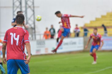Cuatro jugadores de César Láinez, descartados ante el Poblense