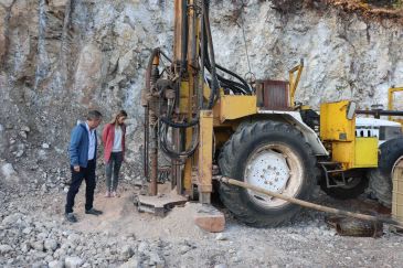 Camarena de la Sierra inicia el sondeo para la embotelladora, que creará 40 empleos