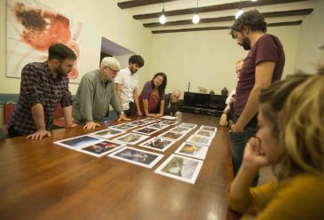 La fotografía de bodas, cotidiana y de arquitectura se retratan en Albarracín