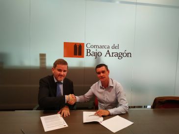 La Comarca del Bajo Aragón firma un convenio con el Ayuntamiento de Alcañiz para la oficina de información a consumidores y usuarios