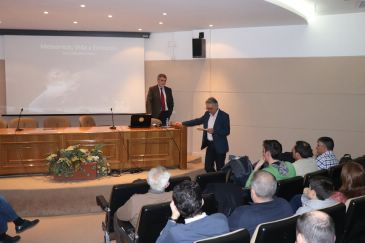 Jesús Martínez Frías: “Los meteoritos son un hilo conductor entre el pasado y el futuro”