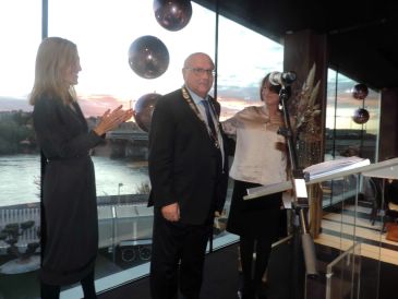 El notario turolense Honorio Romero recibe la Cruz de Honor de San Raimundo de Peñafort