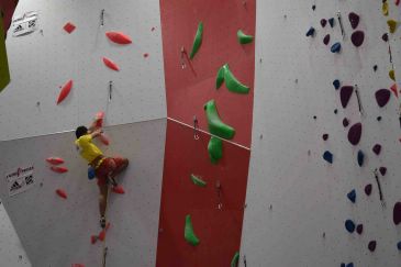 Enrique Beltrán, campeón de la Copa Sub-20 de Escalada de Dificultad