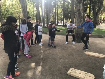 Alumnos de Magisterio de Teruel y Huesca colaboran para completar su formación