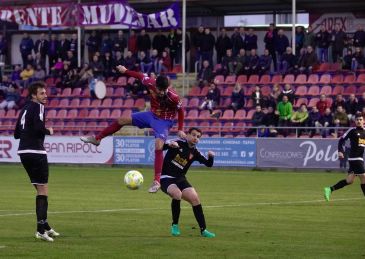 El CD Teruel es incapaz de imponerse al San Juan en Pinilla (0-0)