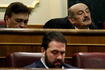 Teruel Existe condena “las presiones antidemocráticas” contra su diputado y dice que se está haciendo lo que se prometió