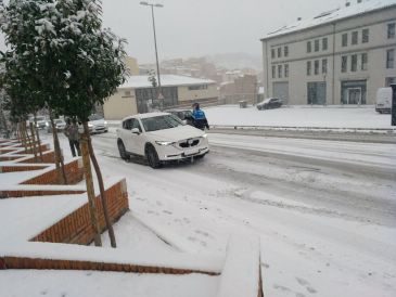 El Ayuntamiento de Teruel vuelve a cerrar la vía perimetral y prohíbe el acceso al parque de Los Fueros