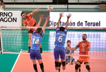 El CV Teruel se deshace por 3-0 del L’illa Grau en Los Planos con un tercer set que se ha ido al 36-34