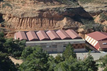 El polideportivo de Alcorisa, cerrado desde la borrasca Gloria por riesgo de desprendimientos