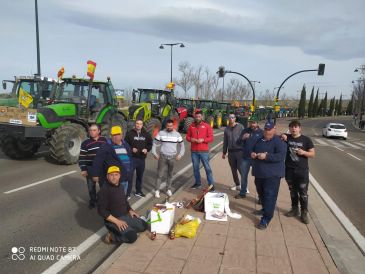 Unos 1.500 tractores llegan a Zaragoza para pedir precios justos para los agricultores en una movilización “histórica”