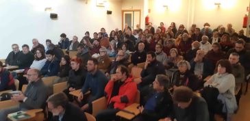 Una jornada en Molinos deja claro que no hay una visión única de la energía eólica