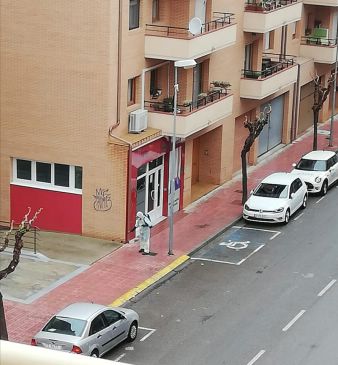 Alcañiz desinfectará las calles todas las mañanas con una solución que lleva lejía