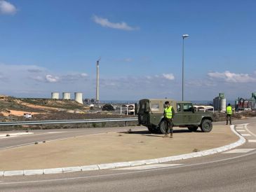 El Ejército inspecciona la térmica, Alcañiz y estaciones de tren en el Bajo Martín