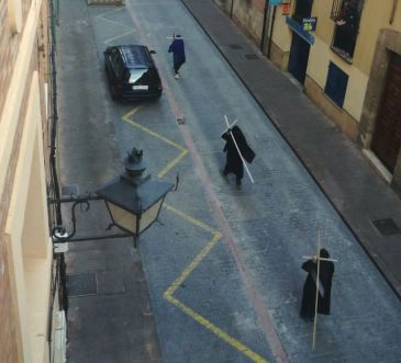 La Policía Local de Teruel sanciona a tres personas que simularon una procesión el Jueves Santo por la calle Yagüe de Salas