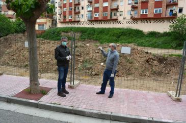 El ayuntamiento de Alcañiz inicia las obras de un aparcamiento público junto al centro de salud