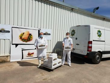 Donación de 100 kilos de magret de pato de Tierra Mudéjar de Santa Eulalia a la residencia de Gea de Albarracín