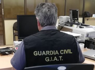 La Guardia Civil de Teruel atribuye a cuatro personas la presunta autoría de 19 delitos de falsedad documental