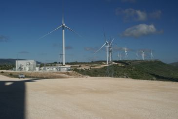 Endesa conecta a la red eléctrica un parque eólico de 14 MW en Teruel