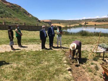 La Diputación de Teruel invita a incluir los multiservicios rurales en las salidas turísticas