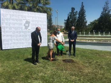 Lambán llama a los aragoneses a ser 