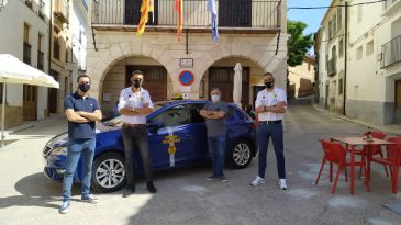 San Agustín adjudica su licencia de taxi a un joven de Los Cerezos