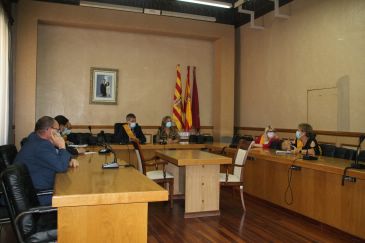 Urquizu pide a la delegada del Gobierno apoyo para el proyecto de la Lonja de Alcañiz