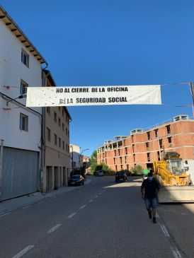 Montalbán estudia convocar una manifestación ante el cierre de la oficina de la Seguridad Social