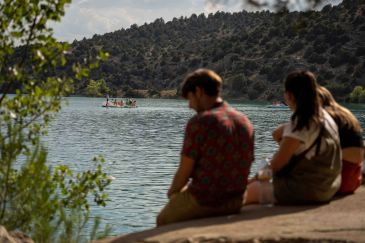 El embalse del Arquillo de San Blas, una refrescante playa de Teruel para este raro verano