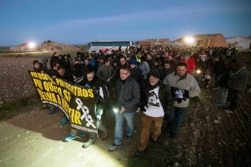 Los Amigos de Iranzo recogen firmas para revocar las medallas de la Guardia Civil