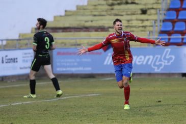 Diego Crespo cumplirá su cuarto año en el CD Teruel