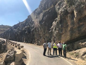 La carretera entre Villarroya de los Pinares y Miravete de la Sierra, cortada durante dos meses