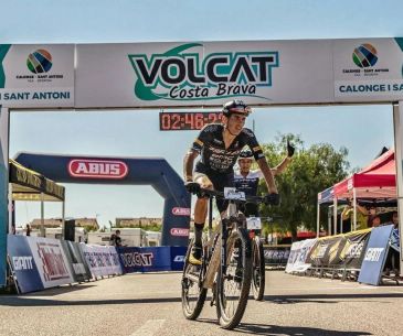 Roberto Bou se aúpa a la segunda plaza del podio en la Volcat Costa Brava