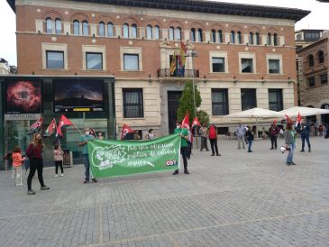 Concentración de CGT para reclamar una vuelta segura a las aulas