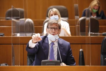 El presidente del PAR califica de “inmoral e indecente” la actitud de los críticos que han anunciado una gestora en Teruel