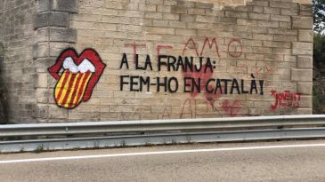 Polémica en Cretas por unas pintadas tras un acto de las juventudes de ERC en la localidad