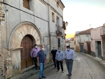 Bañón habilitará viviendas para nuevos pobladores en la casa del cura