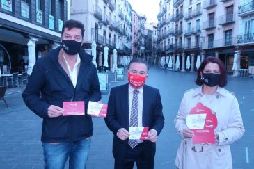 Los hosteleros turolenses repartirán entre sus clientes sobres porta mascarillas