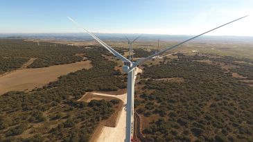 La población percibe que los macroparques eólicos afectan al paisaje, según un sondeo