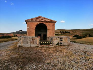 Monteagudo del Castillo se propone restaurar la ermita barroca del Pilar