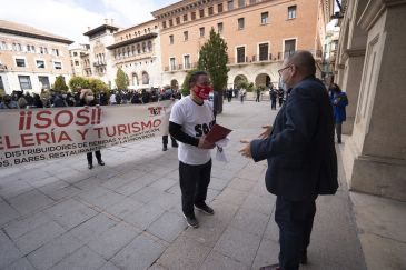 Los hosteleros turolenses reclaman poder hacer uso del interior de los establecimientos al 50% del aforo