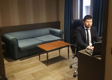 El hotel Reina Cristina oferta sus 101 habitaciones como oficinas para teletrabajo